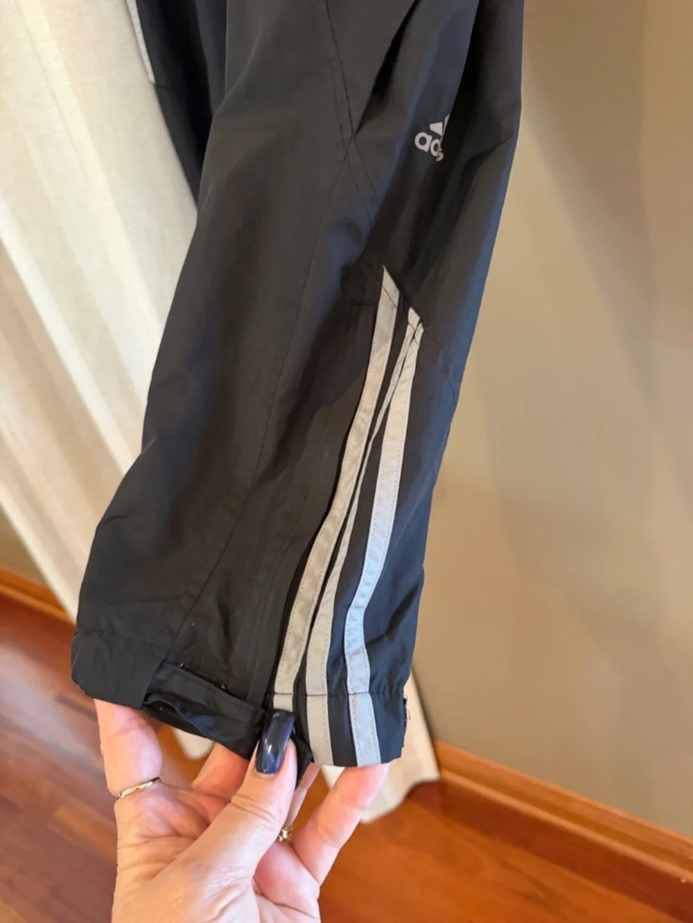 Adidas Men's Black Track Pants, Windbreaker, Adjustable ankle, Size Large